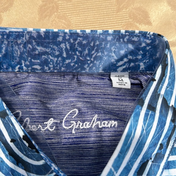 Robert Graham Waylon Short Sleeve Woven Shirt - Picture 7 of 15
